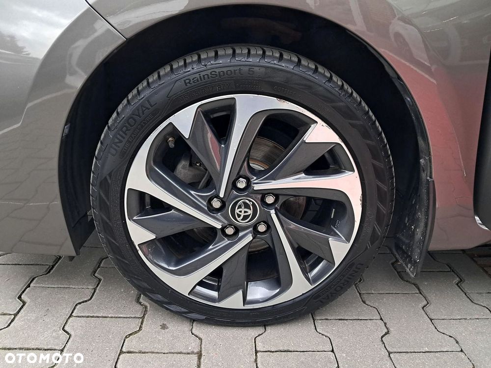 Toyota Corolla 1.6 Premium EU6 - 29