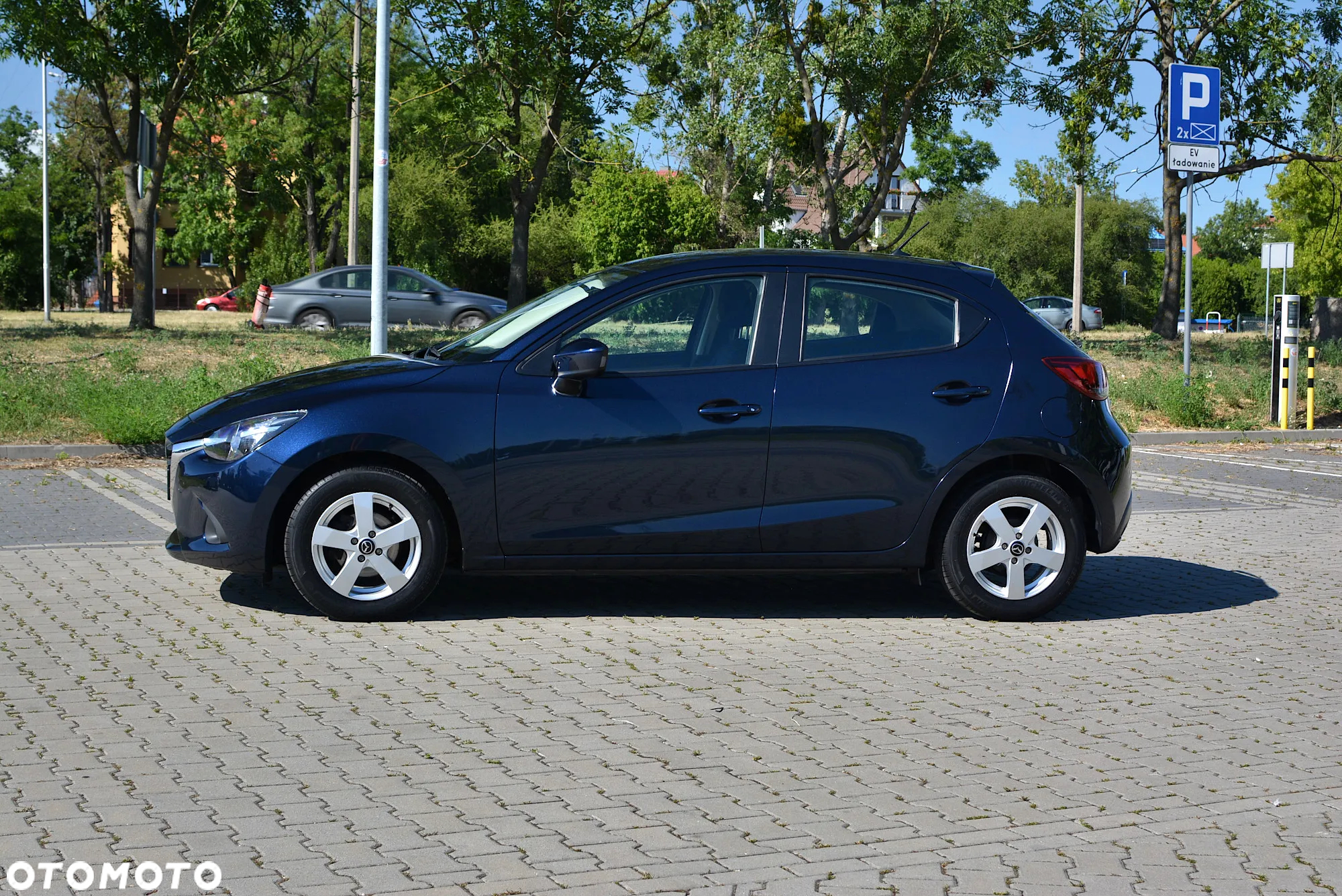 Mazda 2 SKYACTIV-G 75 Center-Line - 3