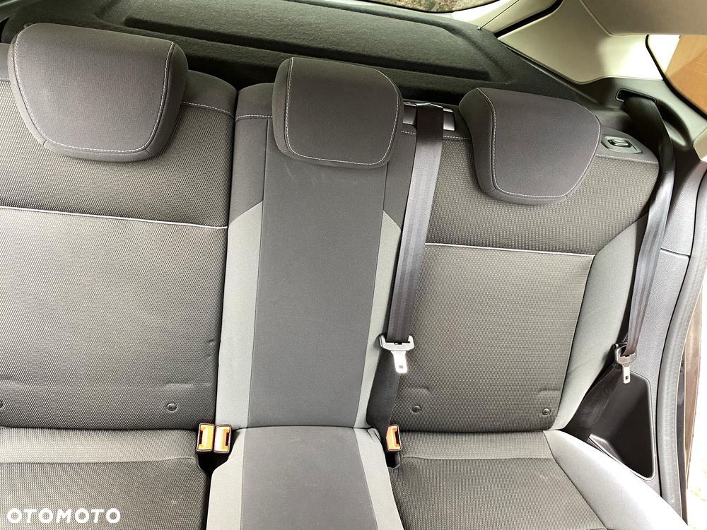 Ford Focus 1.6 Ambiente - 6