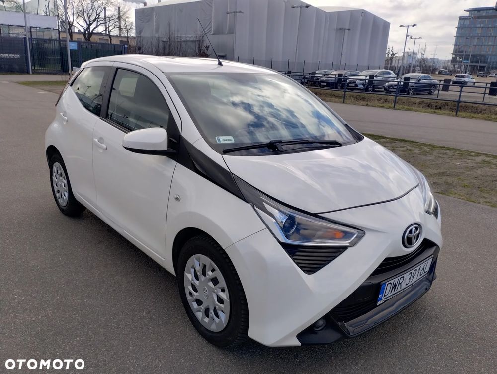 Toyota Aygo x-play - 6