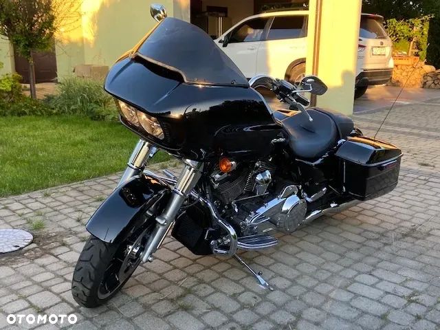 Harley-Davidson Touring Road Glide - 4