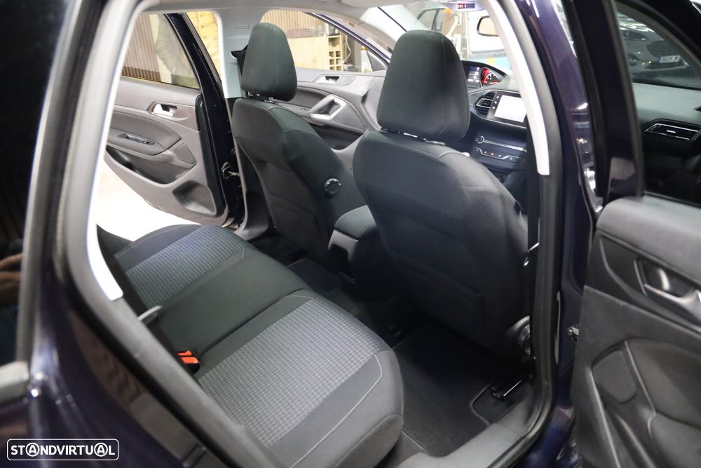 Peugeot 308 SW BlueHDi 120 Stop & Start Style - 11