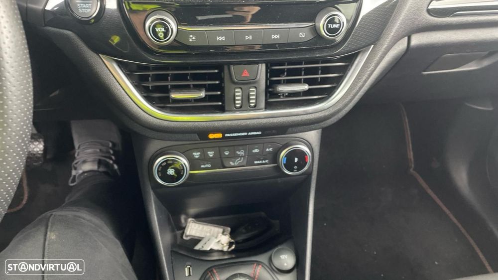Ford Fiesta 1.0 EcoBoost ST-Line - 18