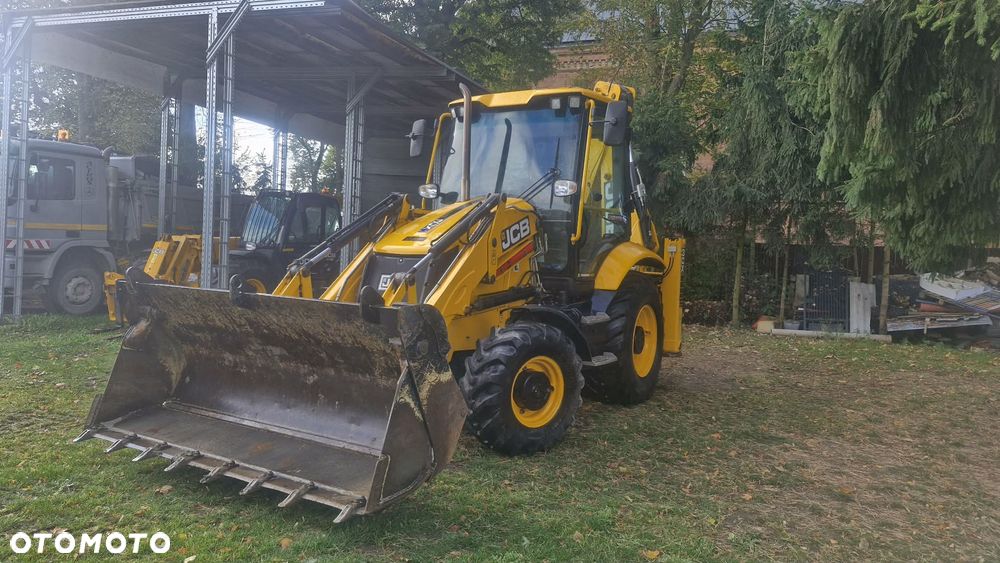 JCB 3CX PLUS - 1