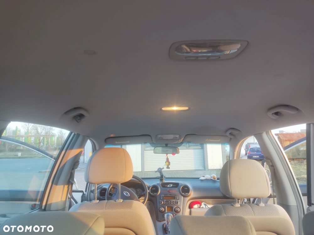 Kia Carens 2.0 CRDi EXpedition - 17