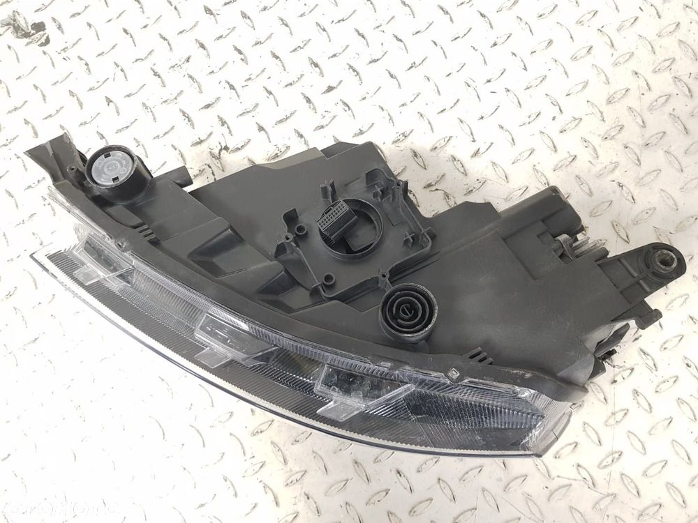 LAMPA PRAWA PRZEDNIA PRZÓD REFLEKTOR XENON LED SKODA RAPID LIFT 16-19 EUROPA 5JB941016C - 11