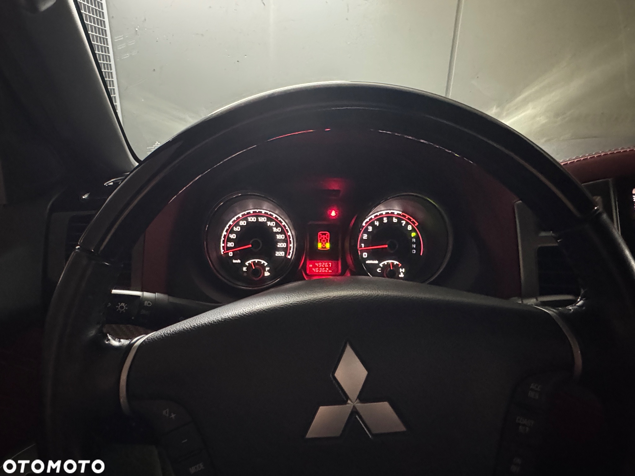 Mitsubishi Pajero - 3