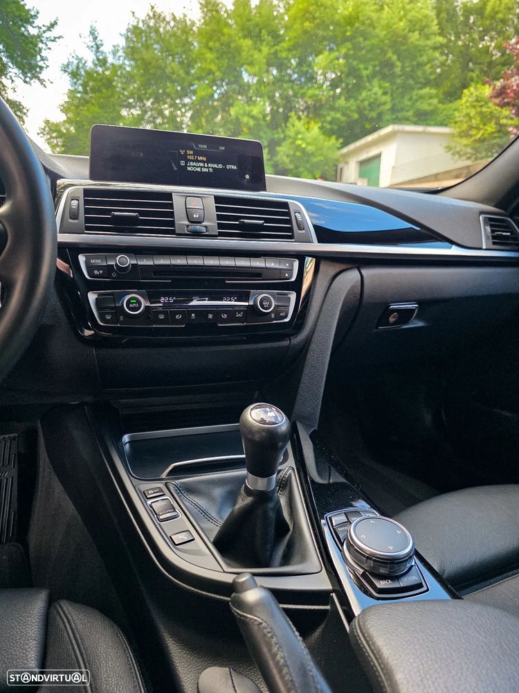 BMW 318 d Line Sport Shadow - 20
