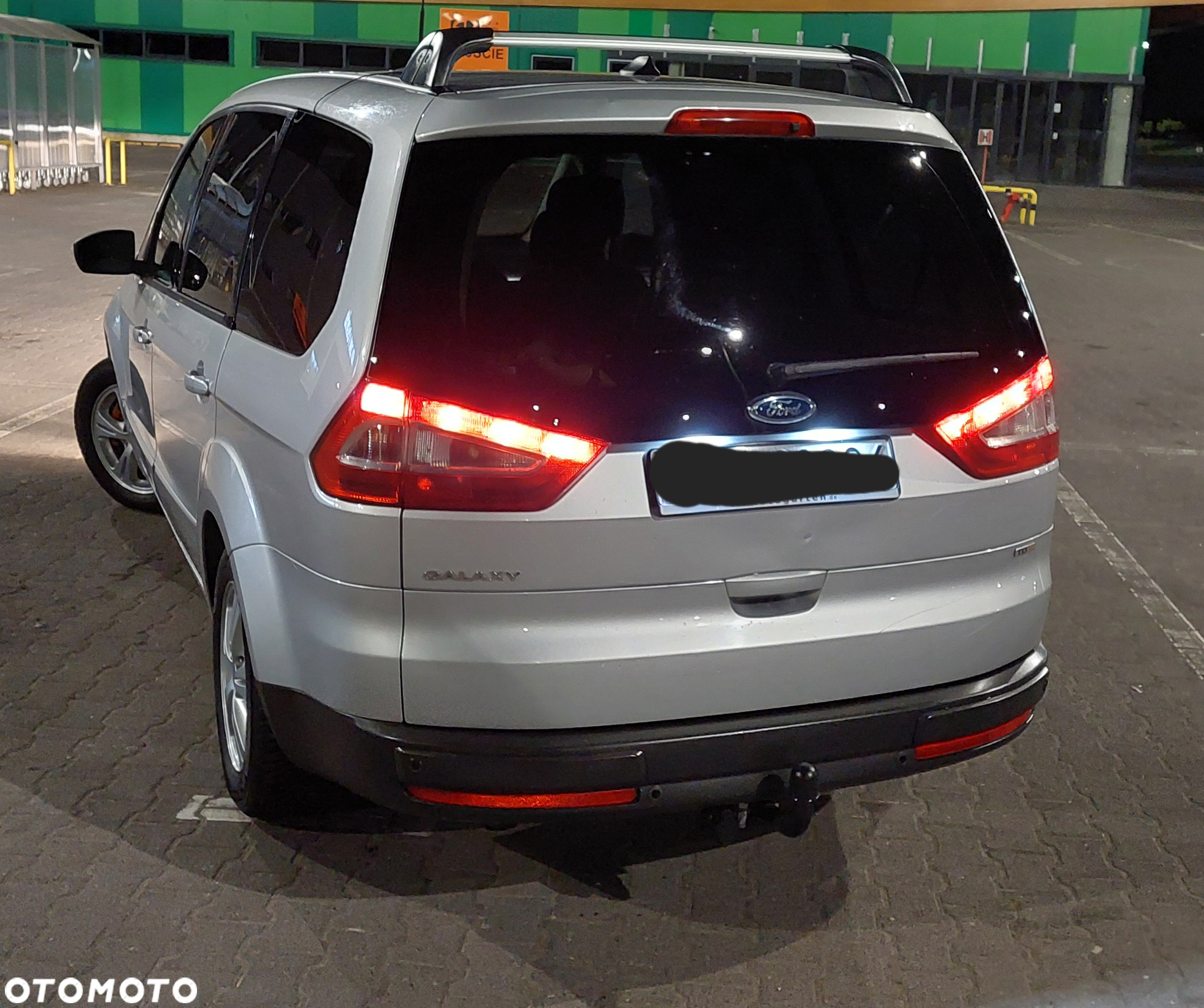Ford Galaxy 2.0 TDCi Ambiente - 28