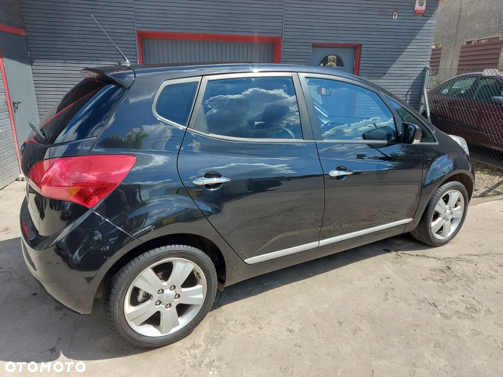 Kia Venga 1.6 CVVT Platinum Edition - 8