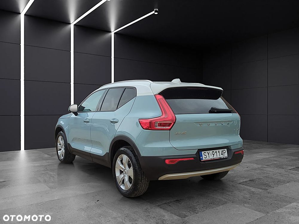 Volvo XC 40 T3 Momentum - 6