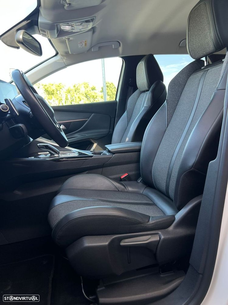 Peugeot 3008 1.2 PureTech Allure Pack EAT8 - 11