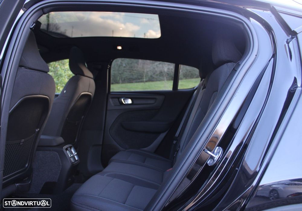 Volvo C40 Recharge Plus - 12