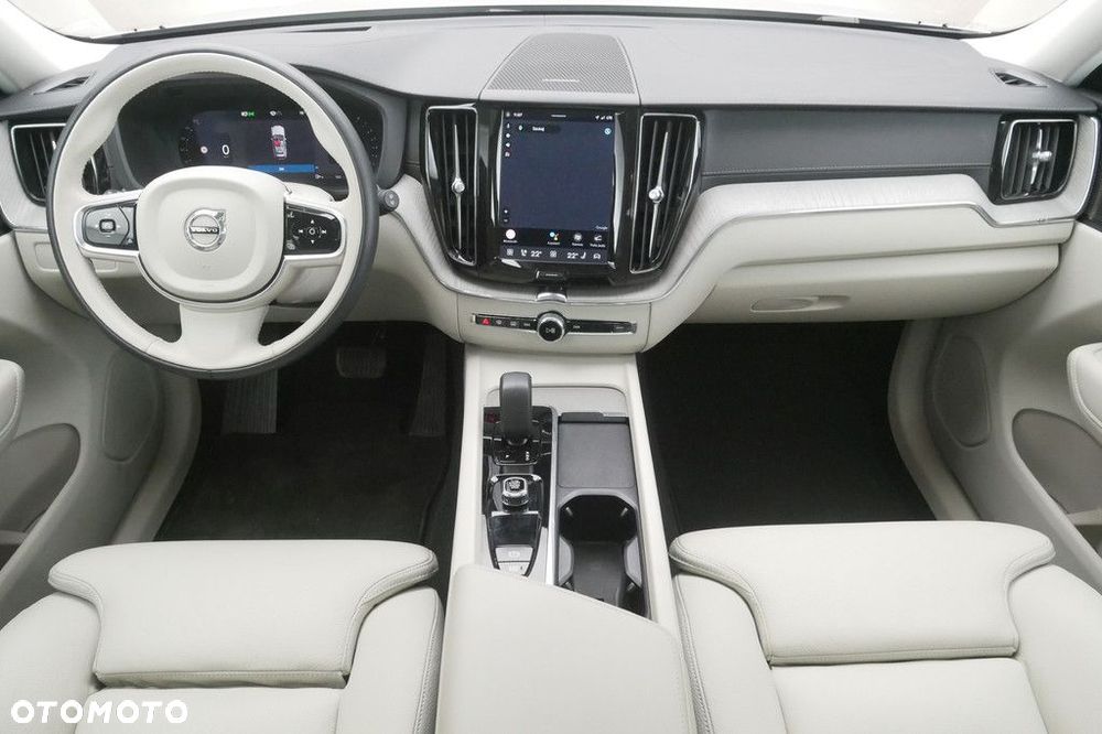 Volvo XC 60 - 8