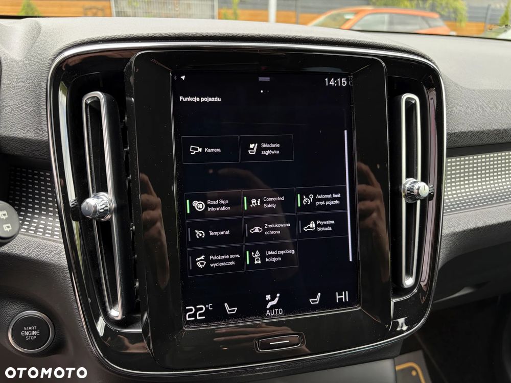 Volvo XC 40 D4 SCR AWD R-Design - 28