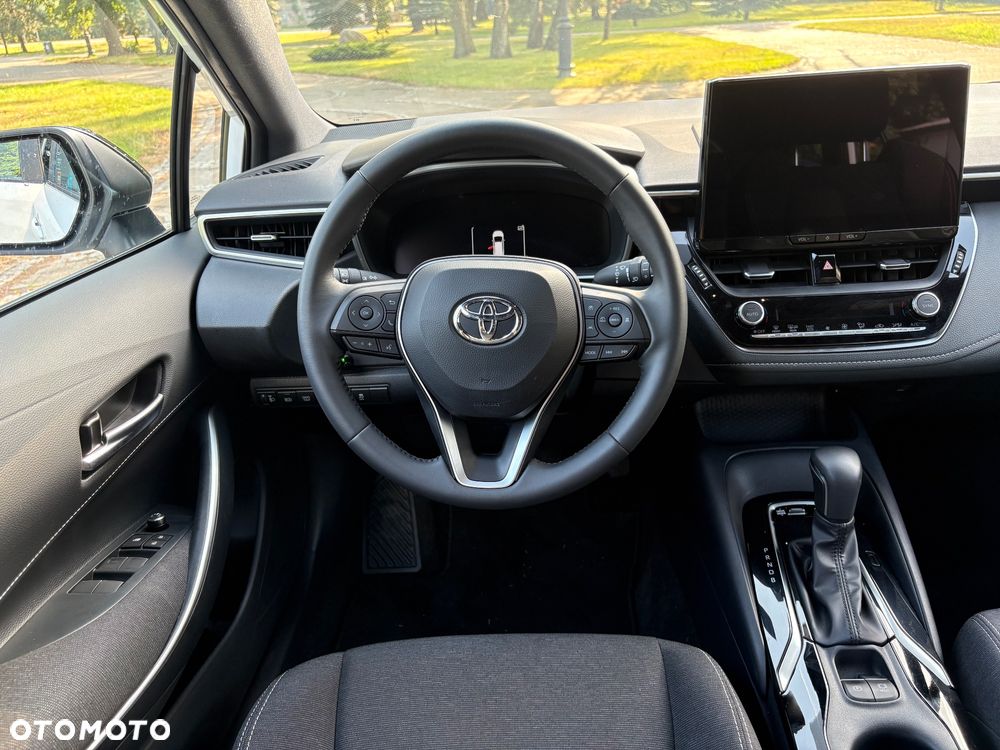 Toyota Corolla 1.8 Hybrid Comfort - 22