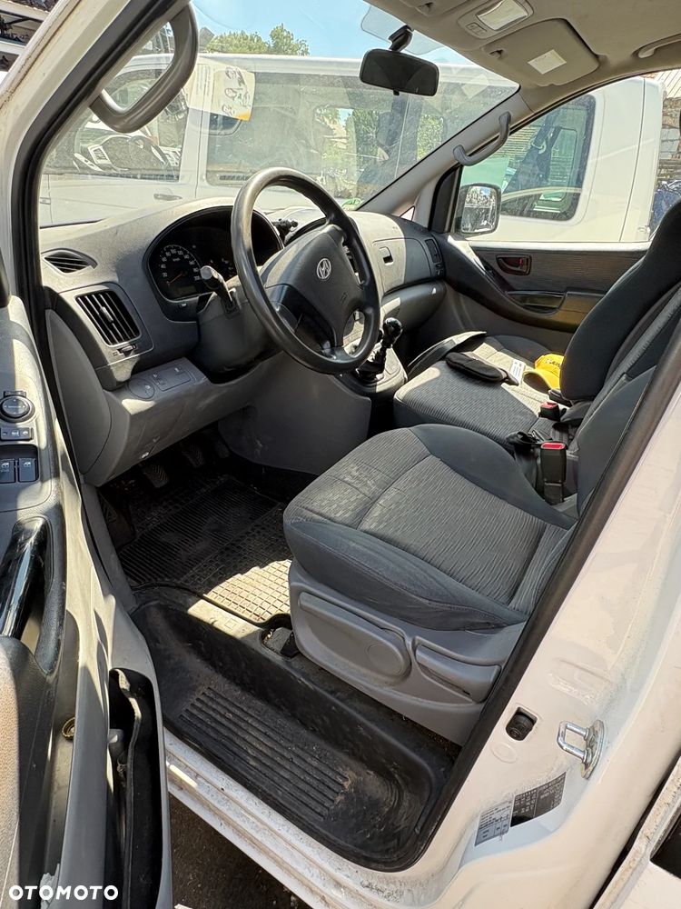 Hyundai H1 - 9
