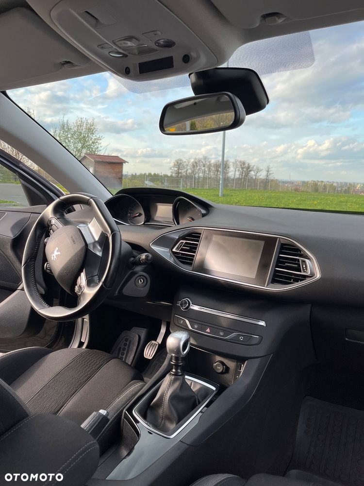 Peugeot 308 1.2 PureTech Style S&S - 8