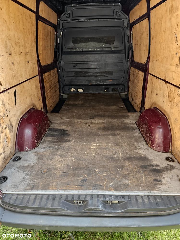 Mercedes-Benz Sprinter - 8