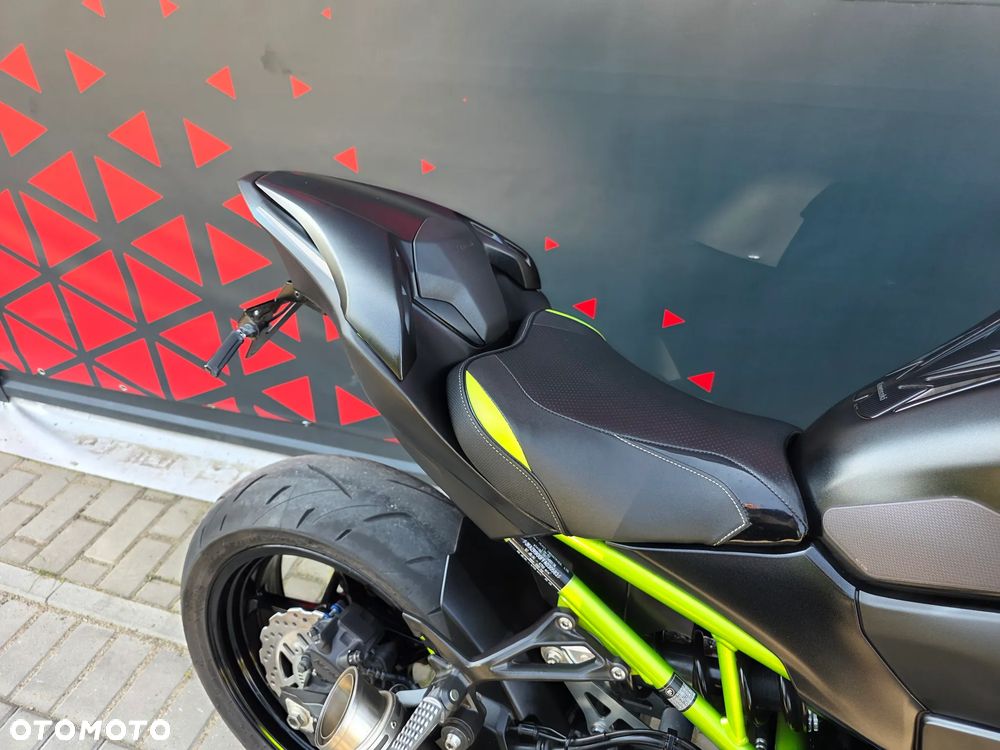 Kawasaki Z 900 - 23
