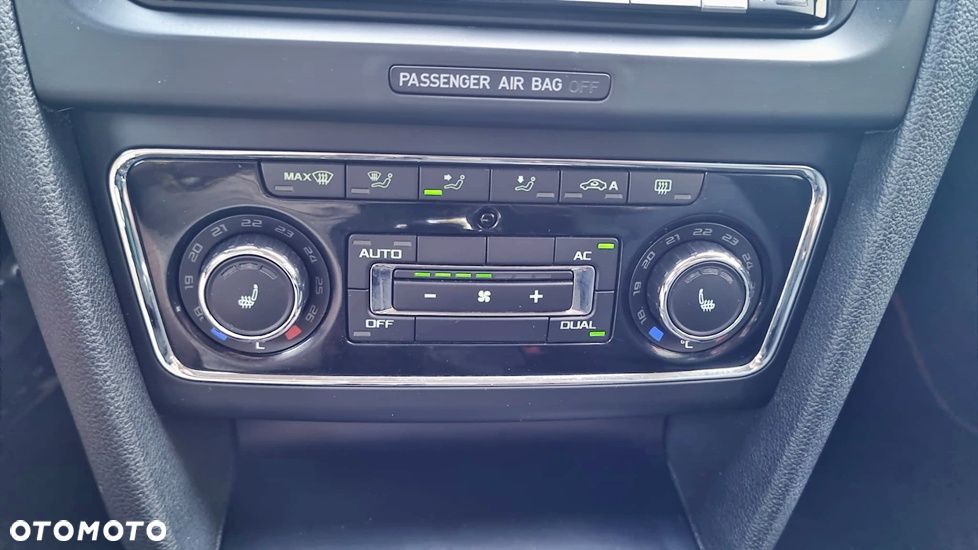 Skoda Superb 2.0 TDI Green tec DSG Exclusive - 24
