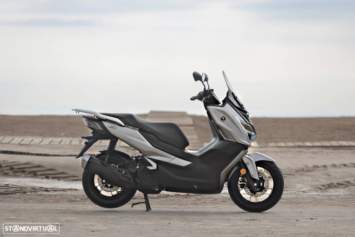 Voge SR1 - 15