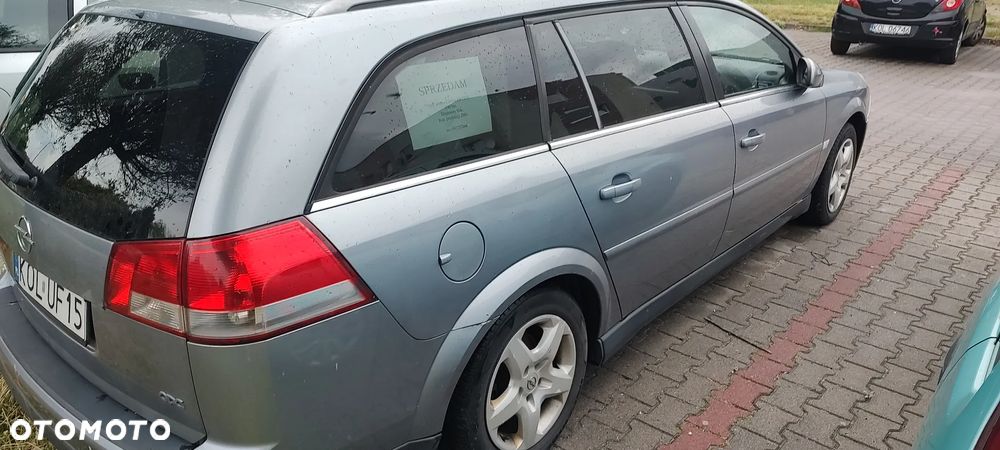 Opel Vectra 1.9 CDTI - 21