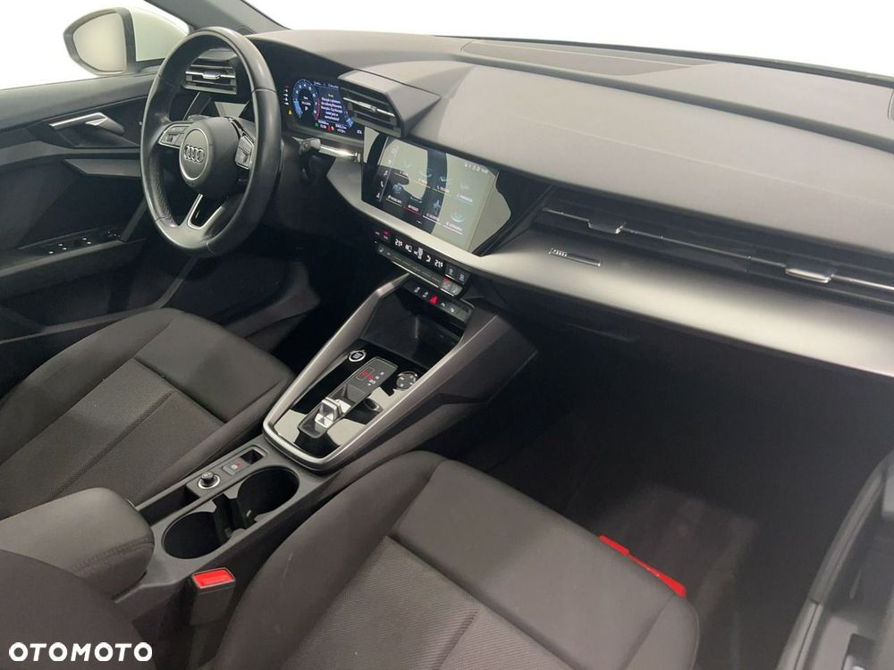 Audi A3 Sportback 35 TFSI mHEV S tronic - 14