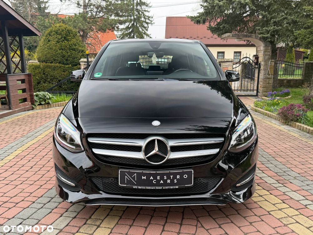 Mercedes-Benz Klasa B 180 UrbanStyle Edition - 3