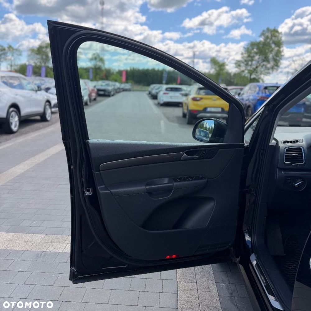 Volkswagen Sharan - 17