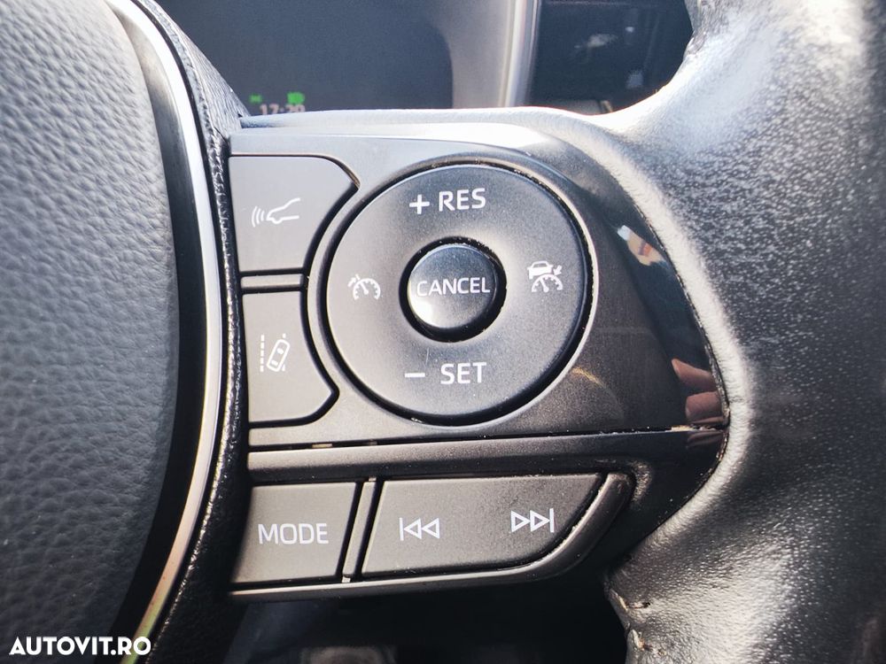 Toyota Corolla 2.0 HSD Dynamic interior Negru - 25