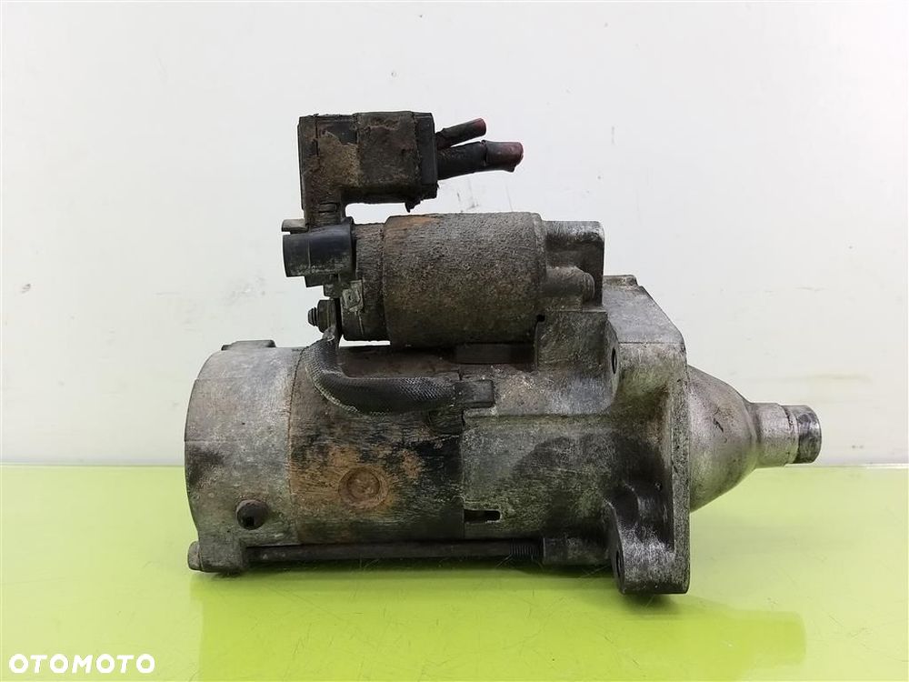 Rozrusznik Chrysler Voyager IV 2000-2007 IV 2000-2007 2,8 CRD 04868860AA - 1