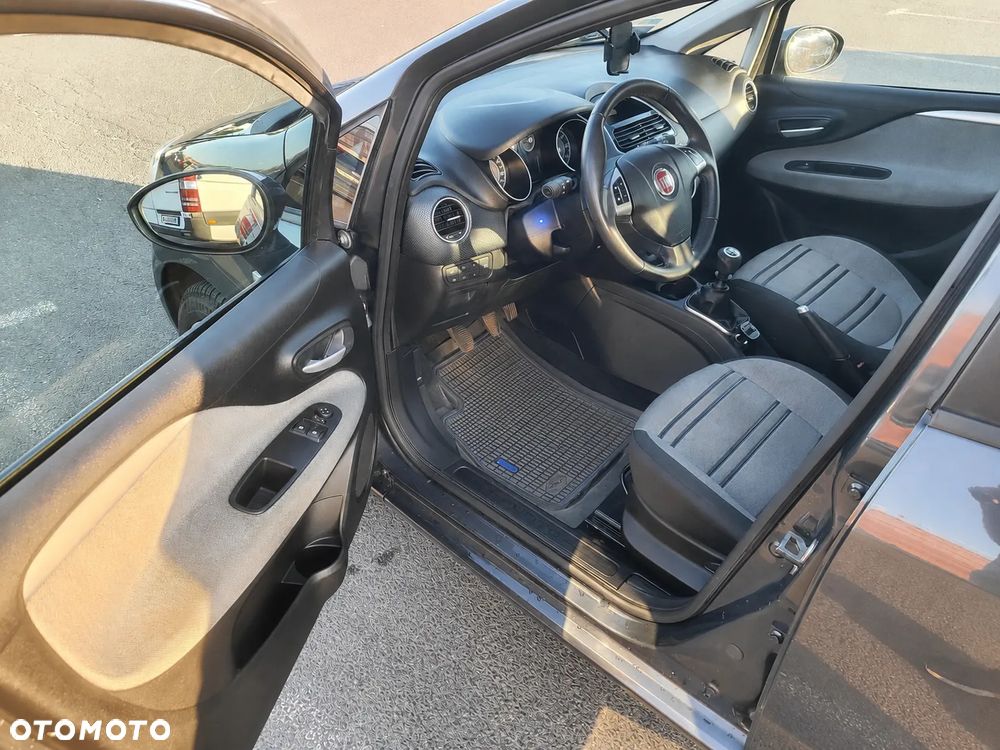 Fiat Punto Evo 1.4 8V Estiva Blue&Me Euro5 - 9