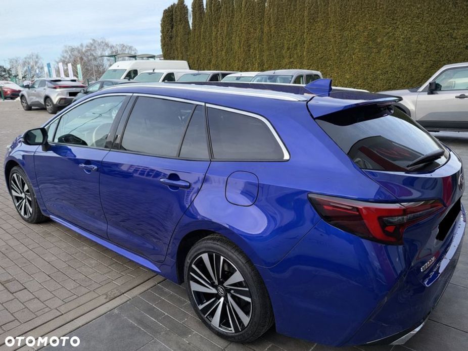 Toyota Corolla - 4