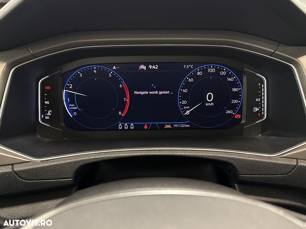 Volkswagen T-Roc 1.0 TSI Design - 7