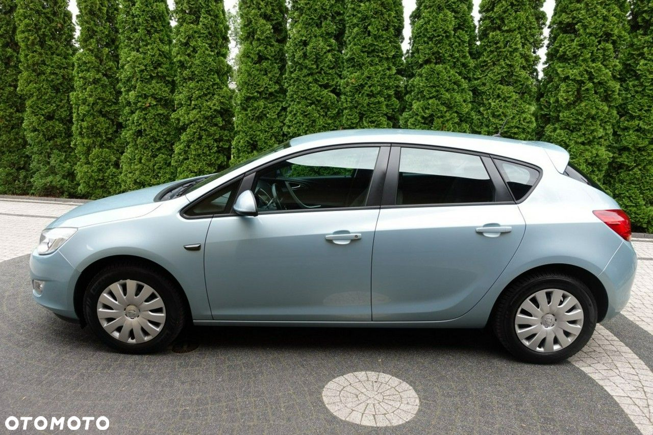 Opel Astra - 6
