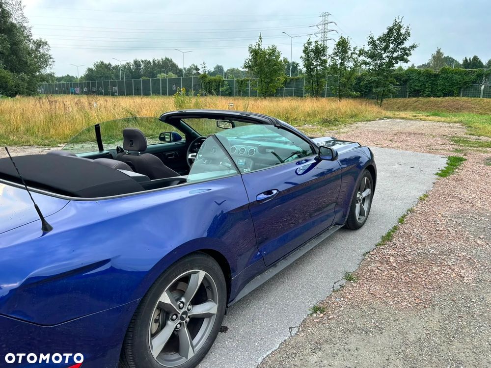 Ford Mustang 3.7 V6 - 25