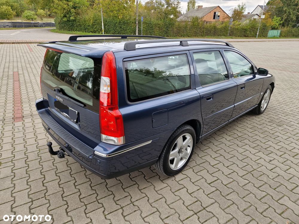 Volvo V70 2.4D Summum - 8