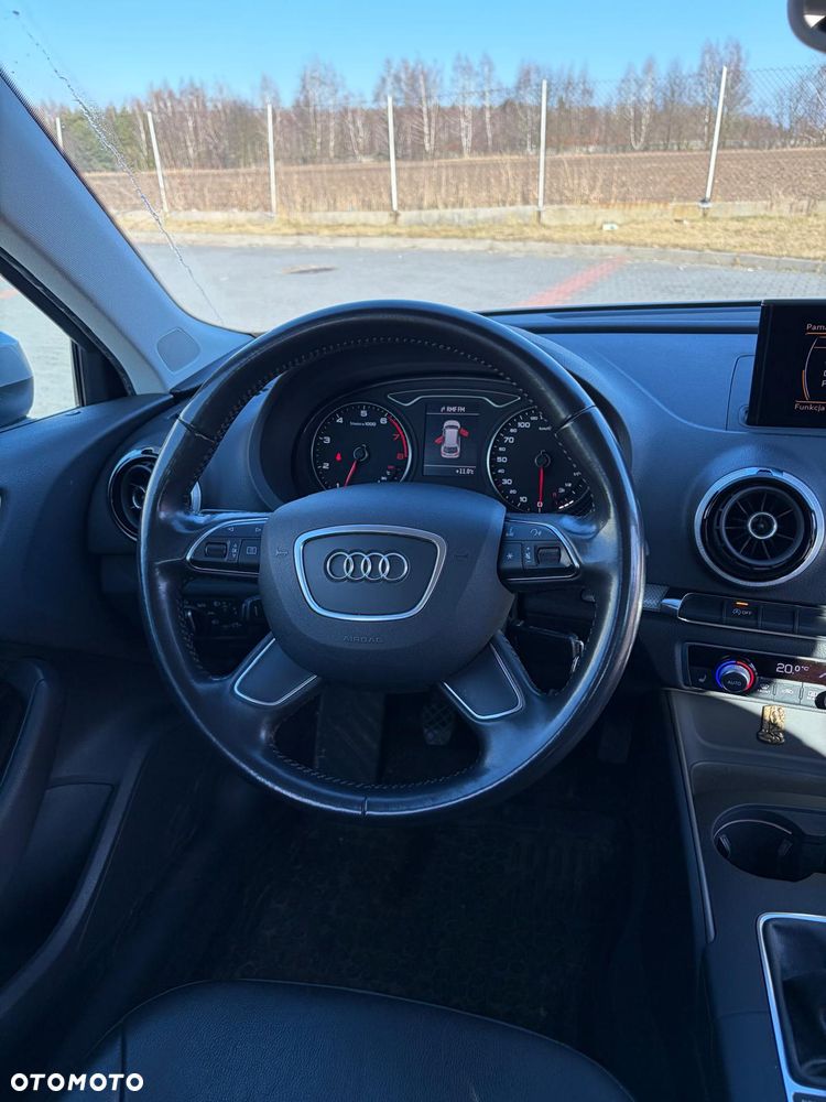 Audi A3 Sportback 1.4 TFSI Ambiente - 7