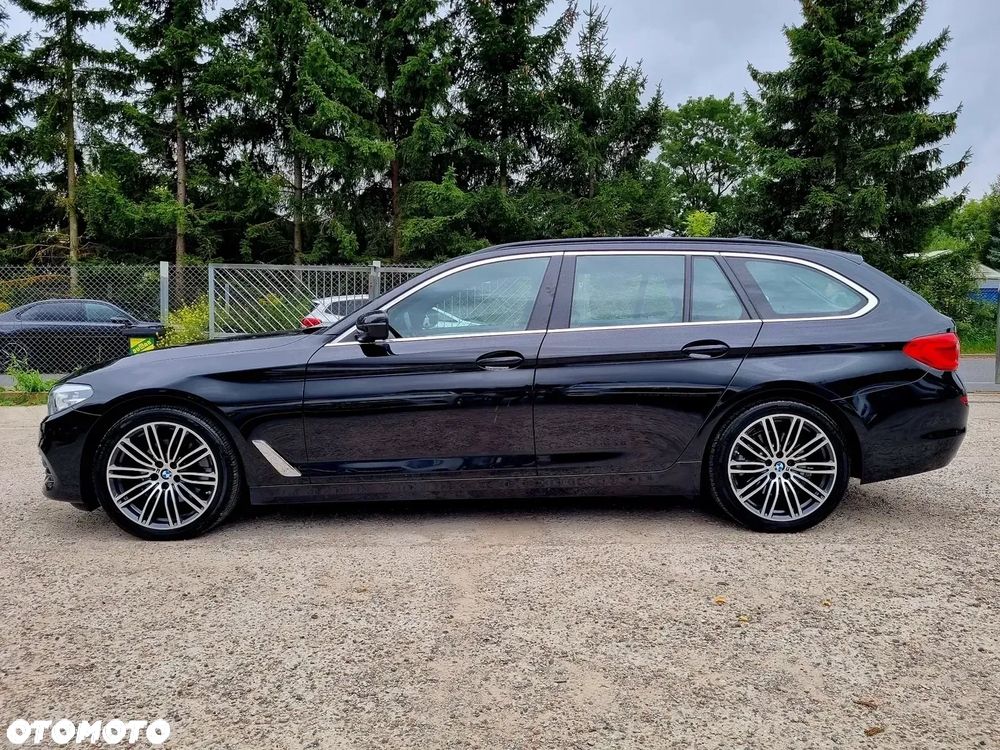 BMW Seria 5 520i Sport Line - 8