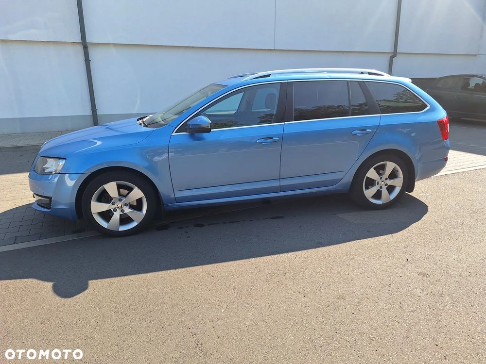 Skoda Octavia 2.0 TDI (Green tec) DSG Style - 17