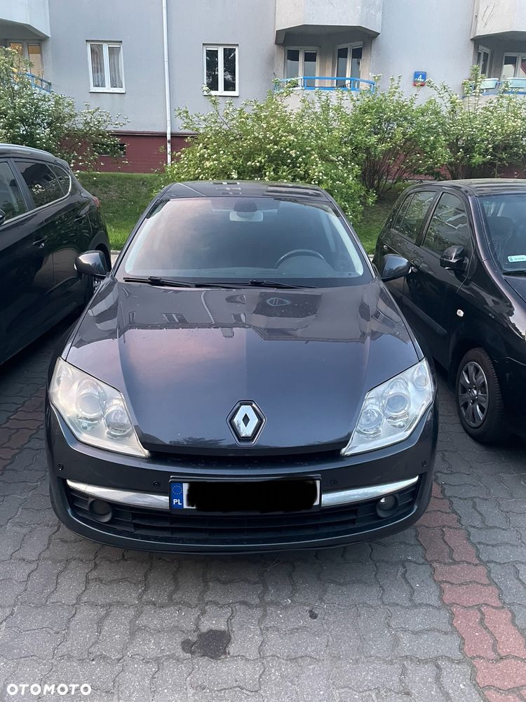 Renault Laguna - 1