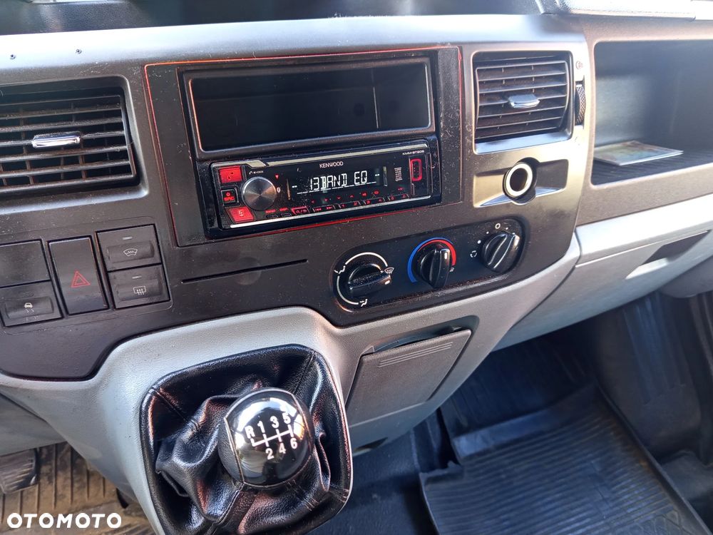 Ford Transit - 16