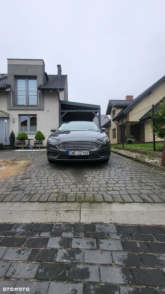 Ford Fusion - 7