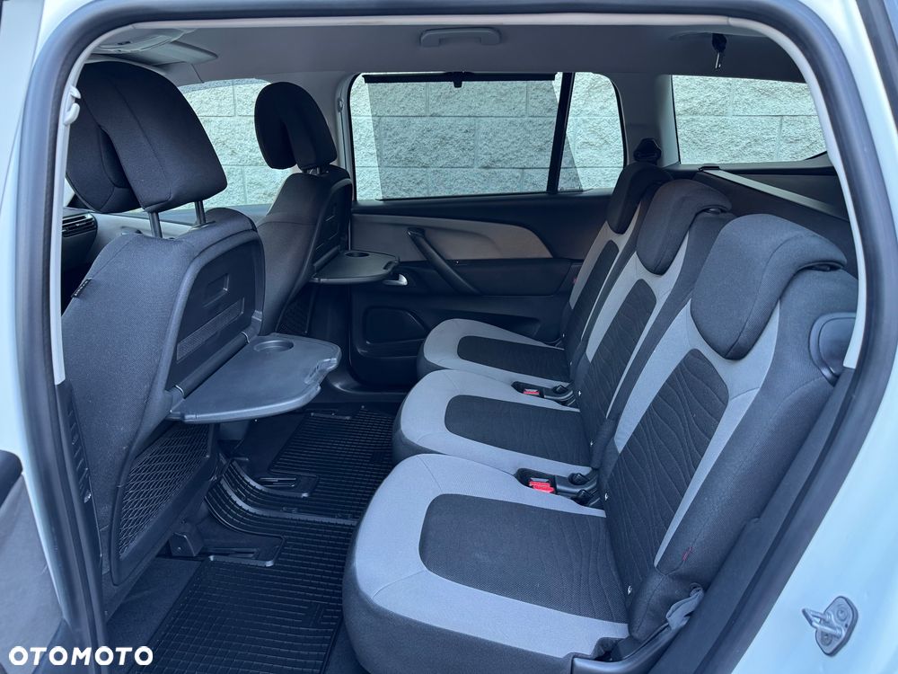 Citroën C4 Grand Picasso PureTech 130 Stop&Start LIVE - 19