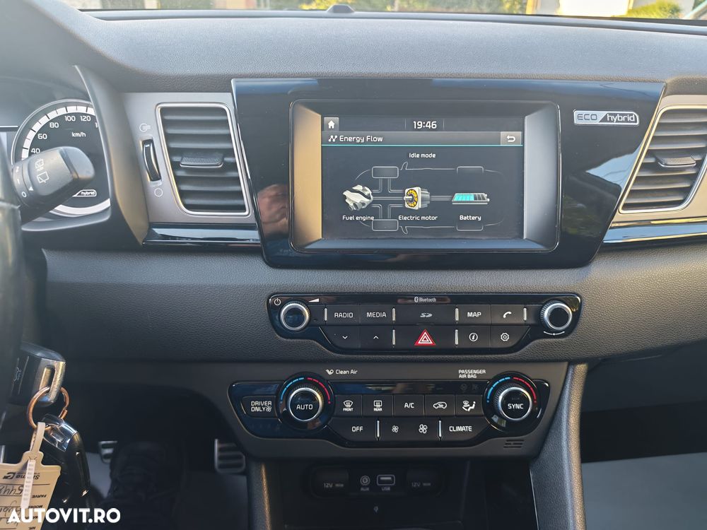 Kia Niro 1.6 GDI 2WD Aut. Spirit - 12