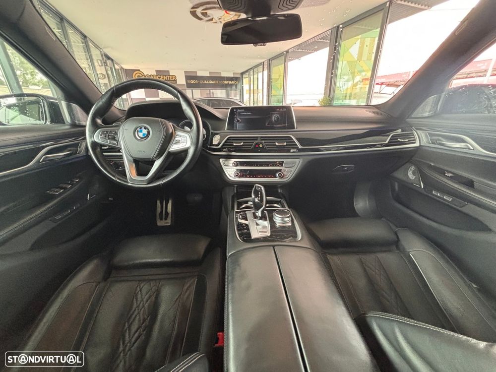 BMW 750 d xDrive Pack M - 9