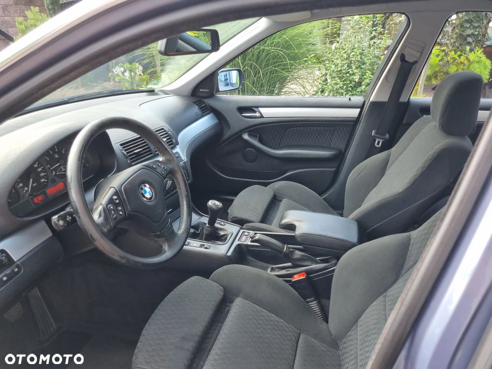 BMW Seria 3 - 12