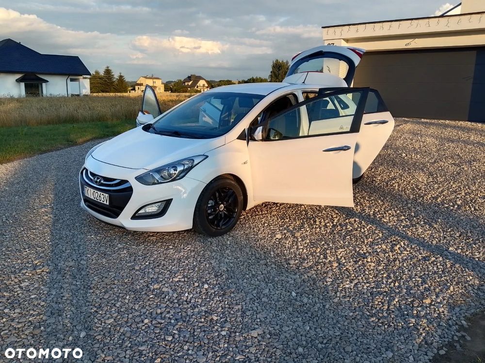 Hyundai i30 1.4 BlueDrive Comfort - 29