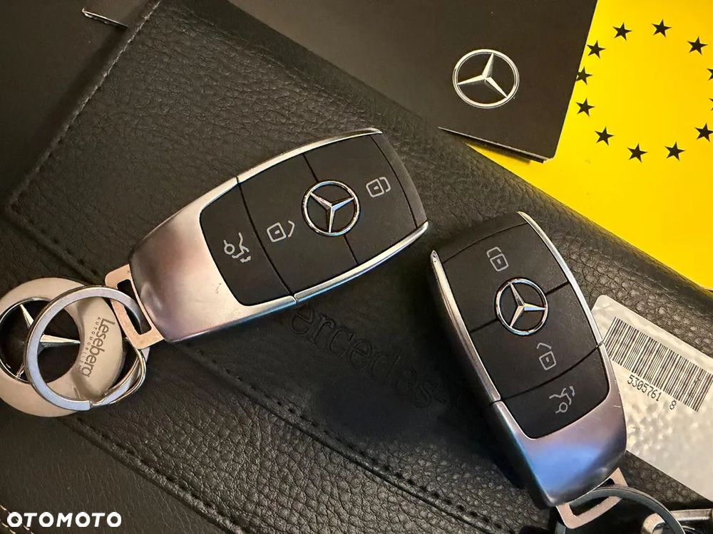 Mercedes-Benz EQB 250 AMG Line - 32